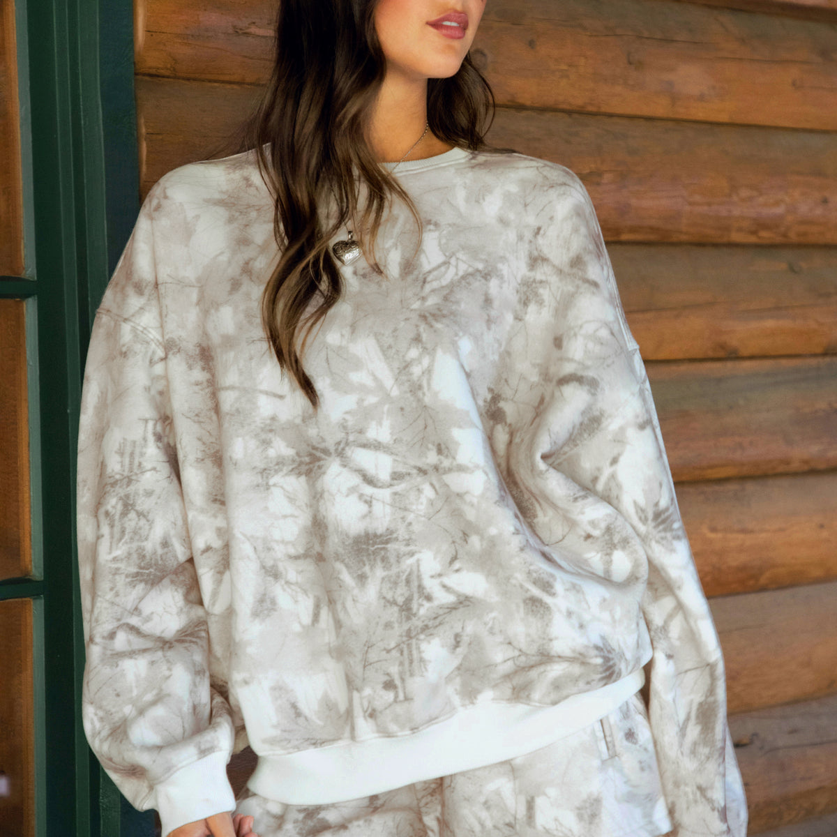 AVERY Woodland Camo Cloud Fleece Crew Neck Sweatshirt – Tic Toc