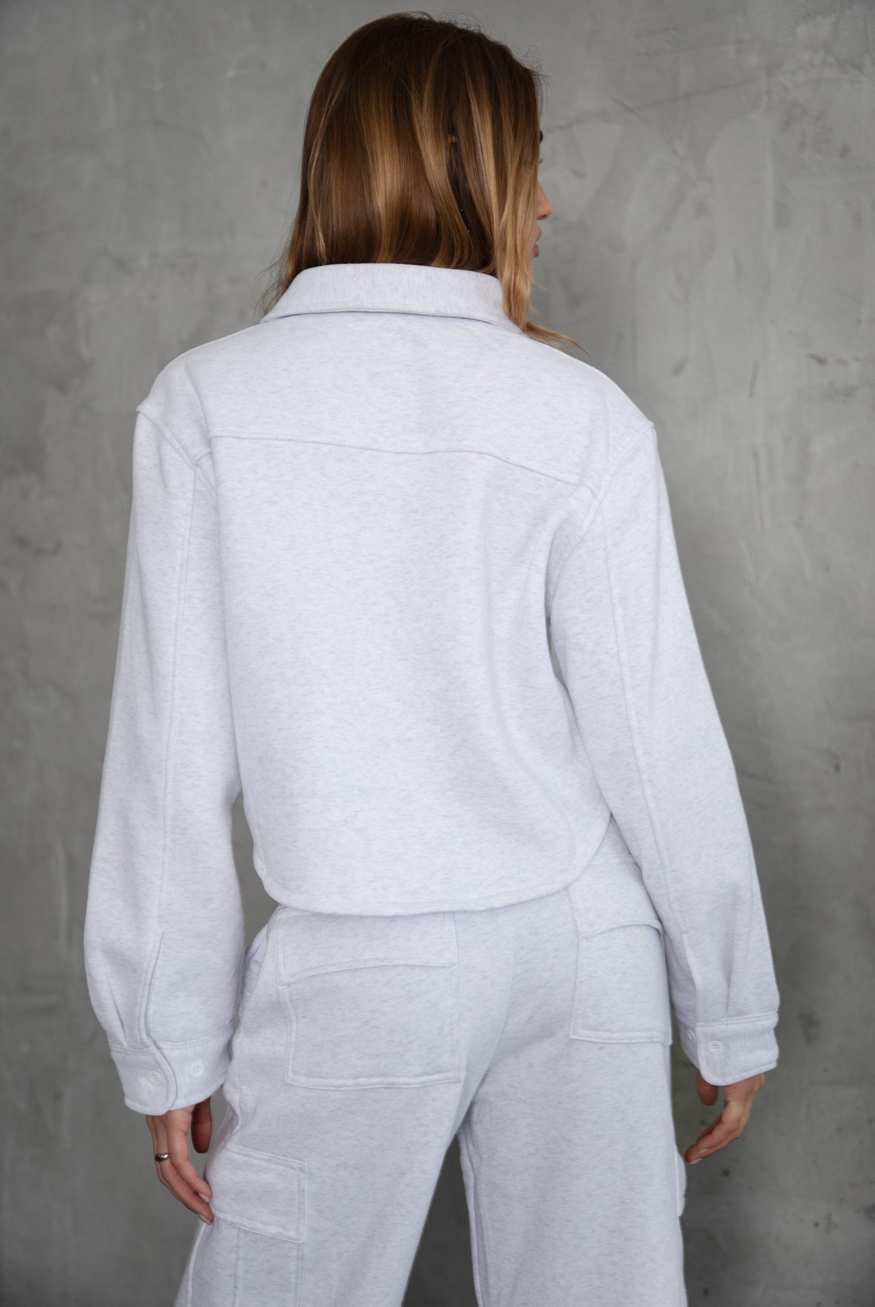 TIC TOC JENNIE cropped fleece shacket in ash with button-up front and front pocket detail