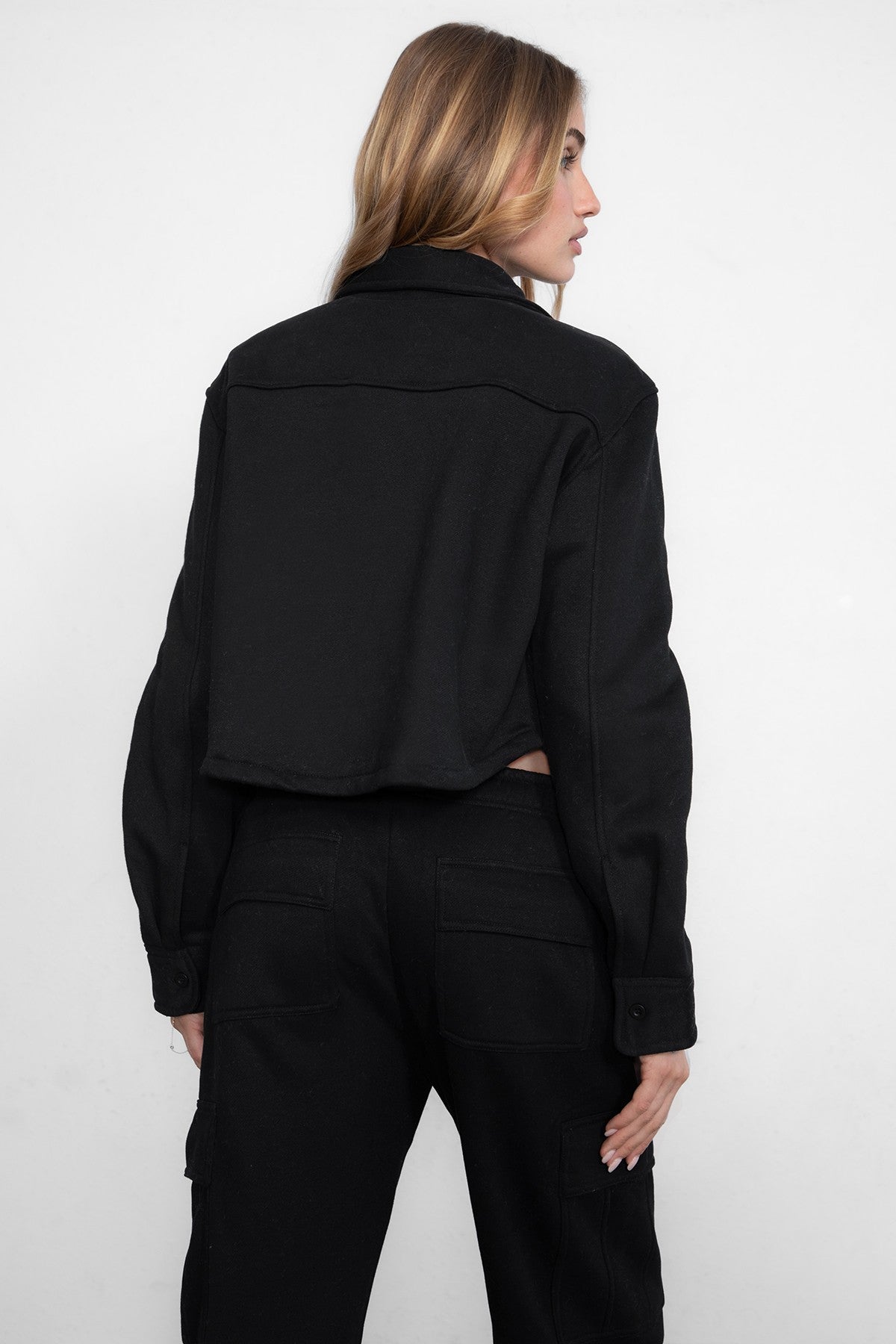 TIC TOC JENNIE cropped fleece shacket in black with button-up front and front pocket detail