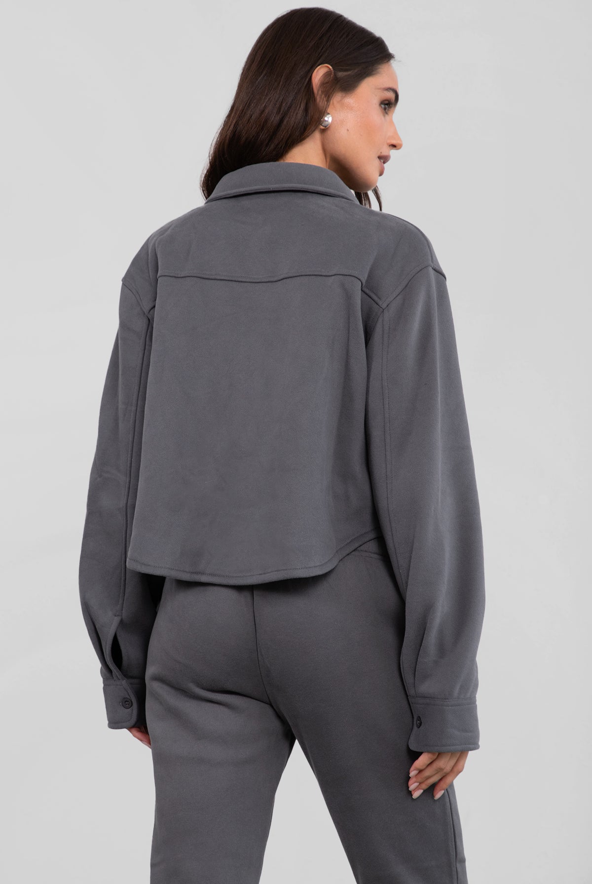 TIC TOC JENNIE cropped fleece shacket in graphite with button-up front and front pocket detail
