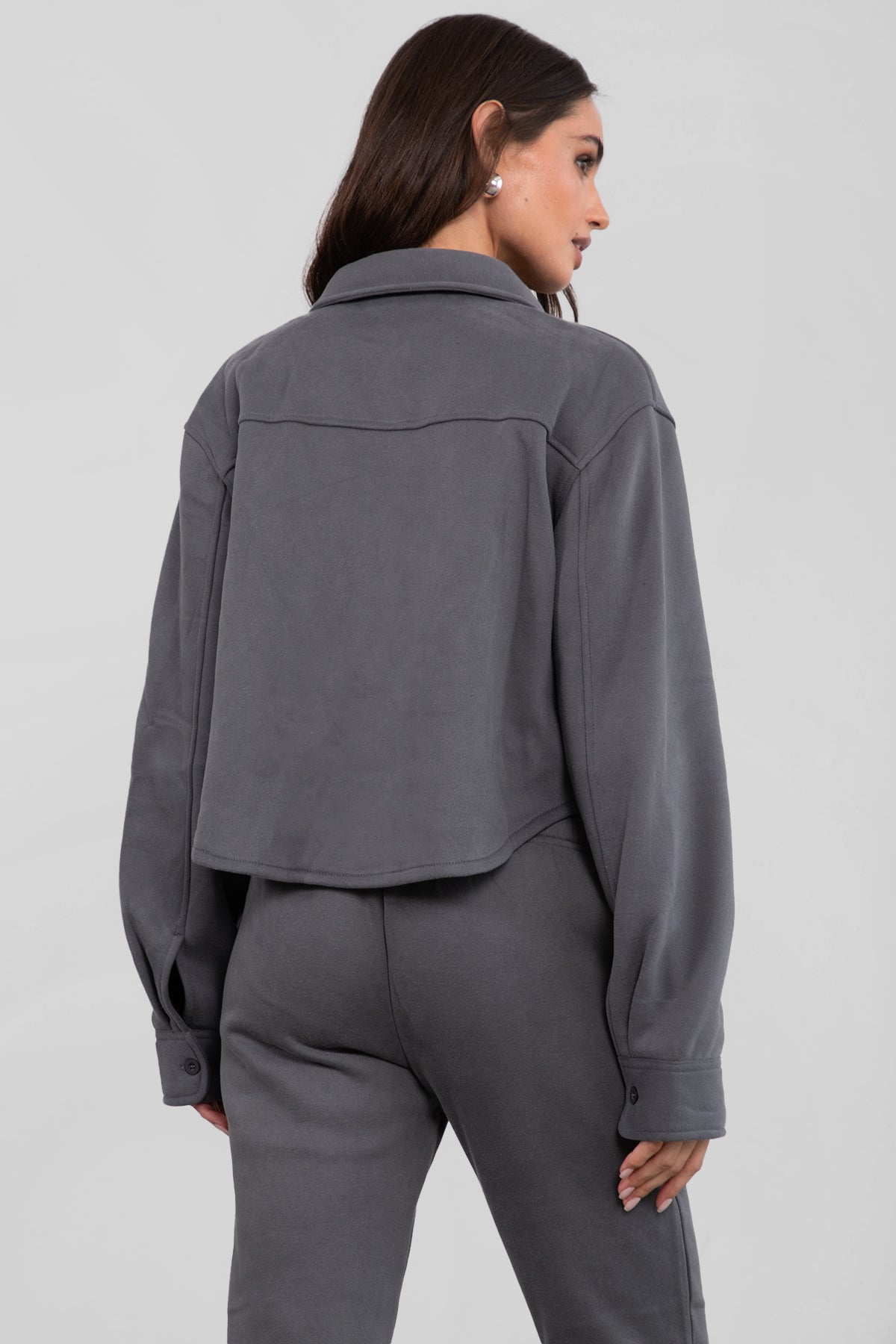 TIC TOC JENNIE cropped fleece shacket in graphite with button-up front and front pocket detail
