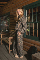 BAYOU Dark Woodland Camo Fleece Wide Leg Sweatpants
Classic Staple Straight Leg Jogger 
Mid Elasticated Waistband With Interior Drawcord 
Deep Reversible Side Pockets 
Wide Leg Fit with Ample Room 
Dark Forest Woodland Camo
Featured In Our New Cloud Fleece Fabric 
Back To School Western Rodeo Outfit Fashion Inspo

Cloud Fleece Key Features: 
Soft & Lightweight: Gentle on the skin with a breezy feel.
Midweight Warmth: Keeps you comfortable without overheating.
Drapey Design: Flows effortlessly for a flatteri