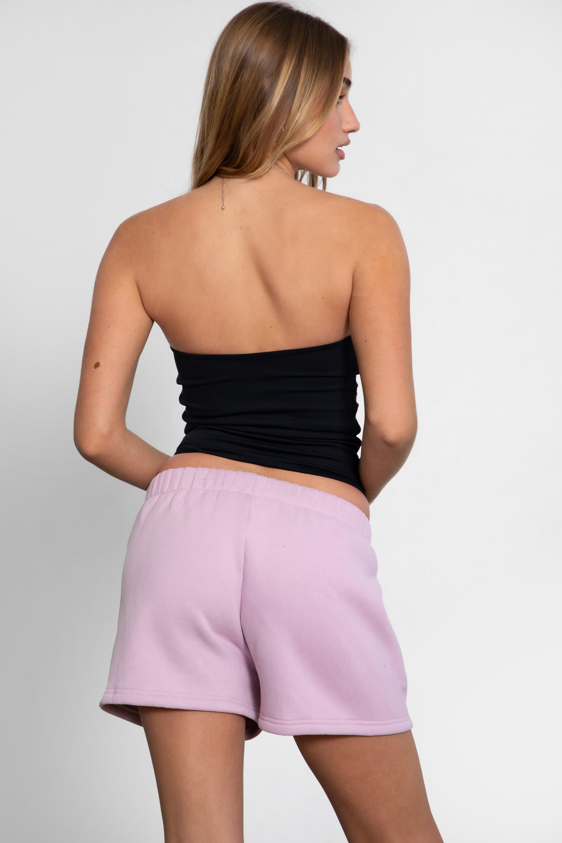 ZUZU Strapless Classic Tube Top 
Thick Smooth Fabric 
Flatters and Hugs The Curves 
Long Hip Length 
The Fabric Allows Stretch 