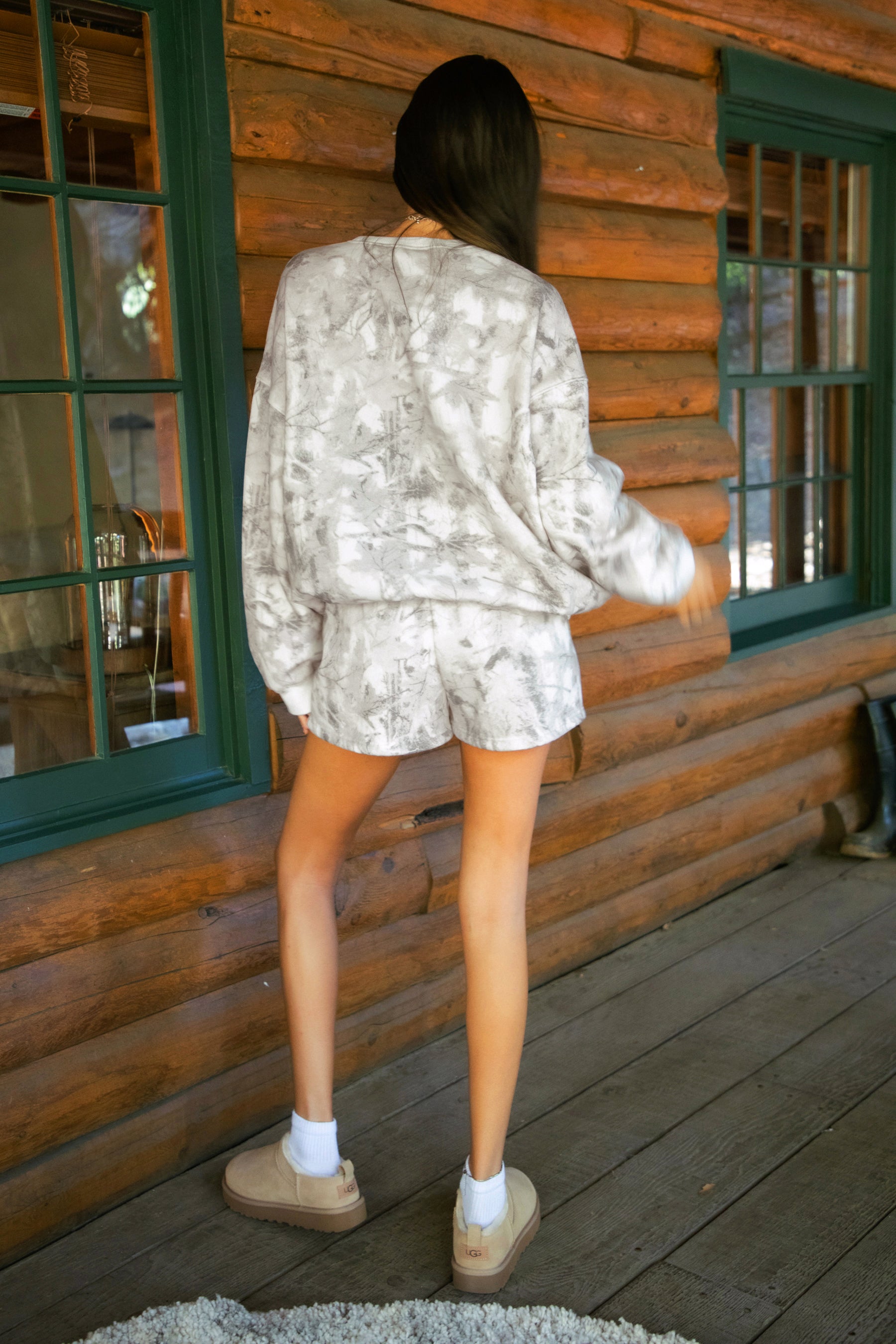 AVERY Light Woodland Camo Fleece Crew Neck Sweatshirt
Featured In An Oversized Fit
Ribbed Crewneck, Cuffs, and Hem
Dropped Shoulder Design
Light Forest Woodland Camo in Dusted Grey
Featured In Our New Cloud Fleece Fabric 
Back To School Western Rodeo Outfit Fashion Inspo

Cloud Fleece Key Features: 
Soft & Lightweight: Gentle on the skin with a breezy feel.
Midweight Warmth: Keeps you comfortable without overheating.
Drapey Design: Flows effortlessly for a flattering, laid-back look
