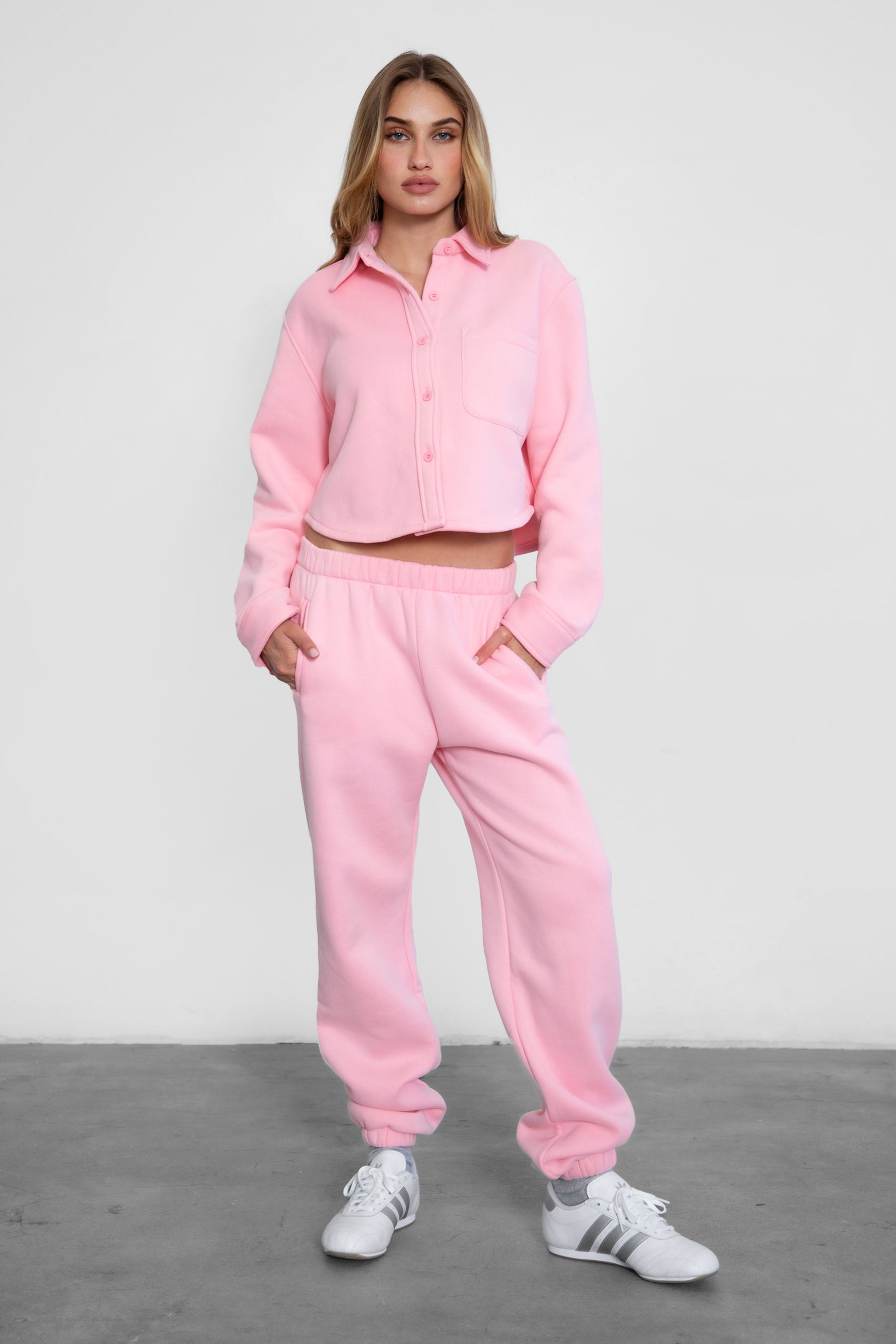 TIC TOC JENNIE cropped fleece shacket in blush with button-up front and front pocket detail