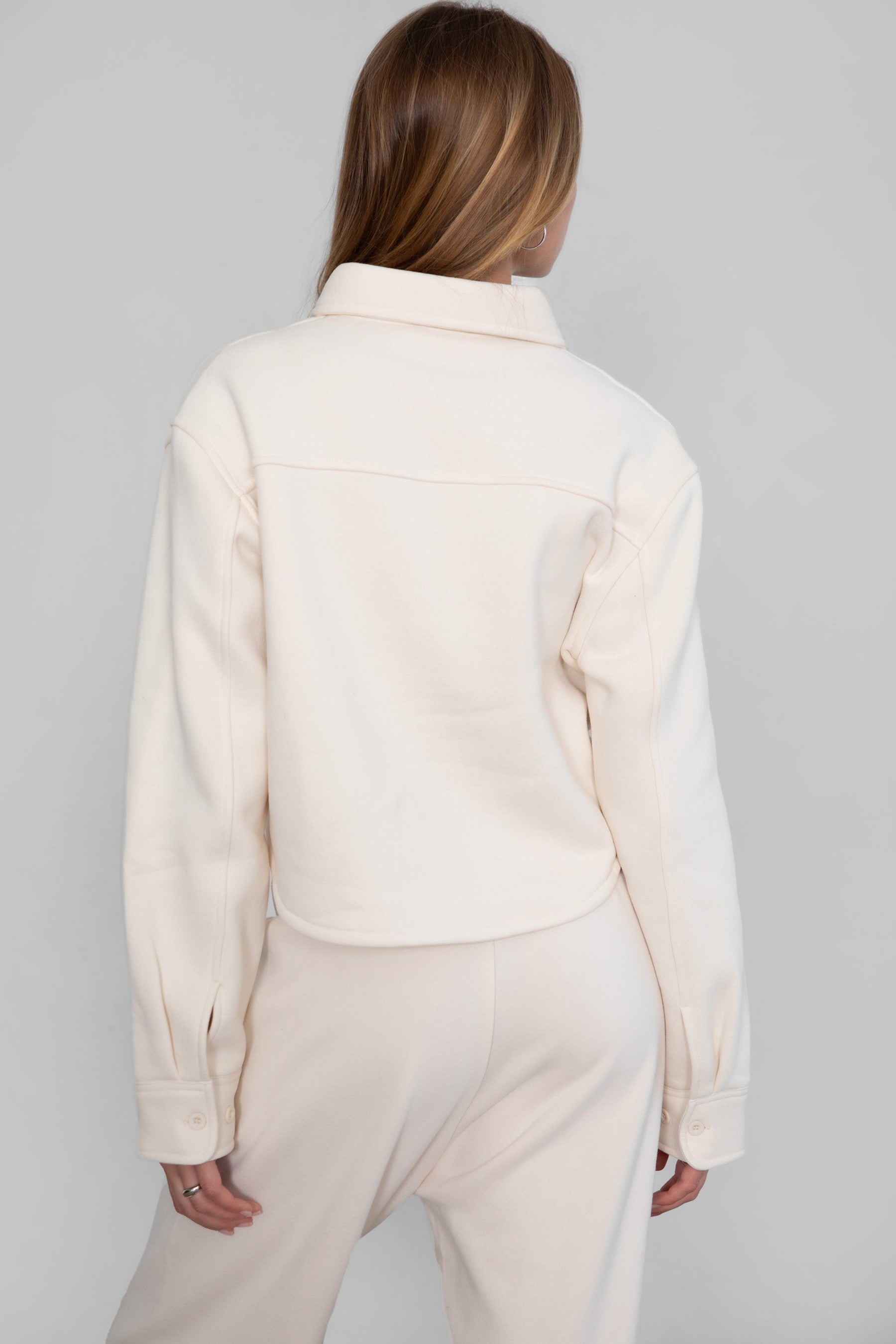 TIC TOC JENNIE cropped fleece shacket in ecru with button-up front and front pocket detail